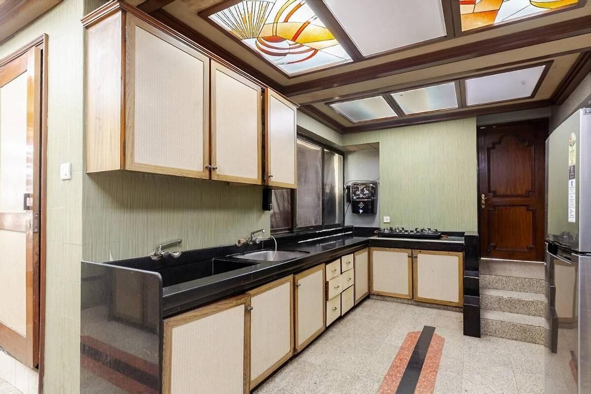 Bachis Nest Luxury 5bhk With Lawn And Terrace Apartment *