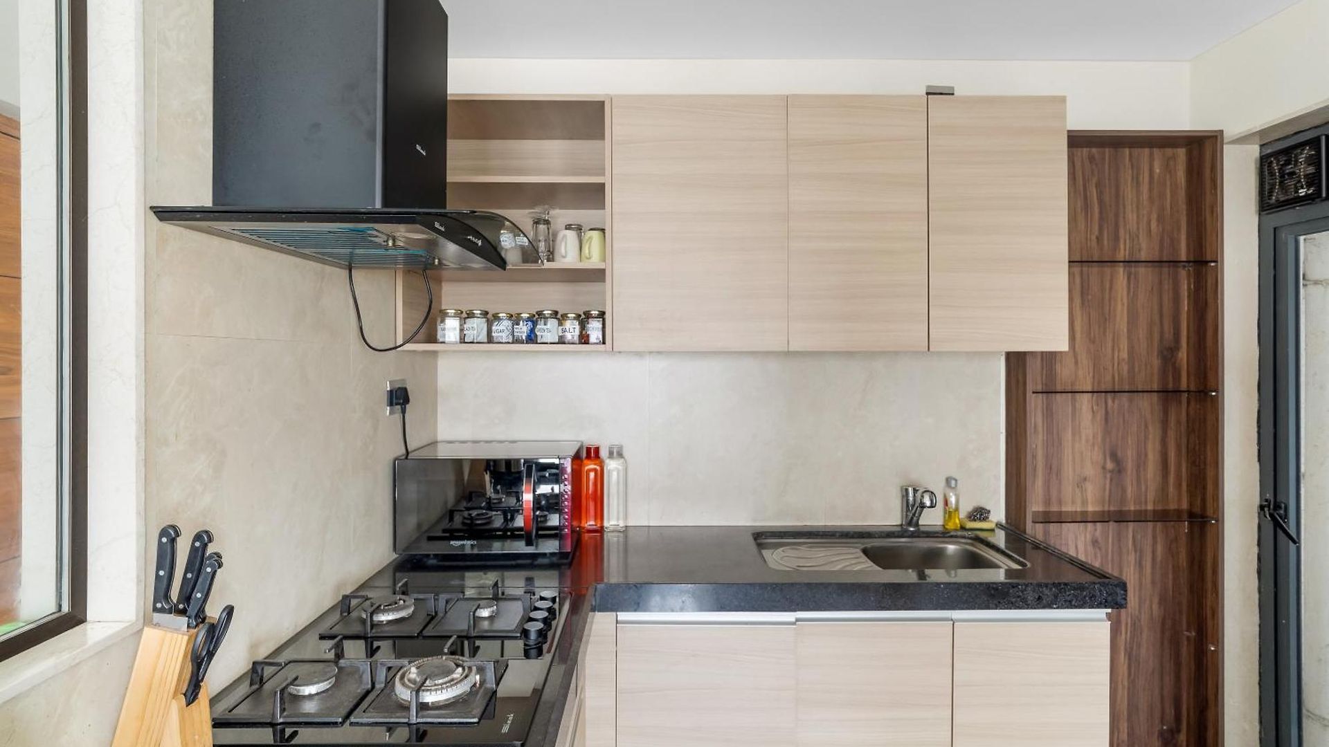 Ov Premium Near Bkc By Square One Apartment