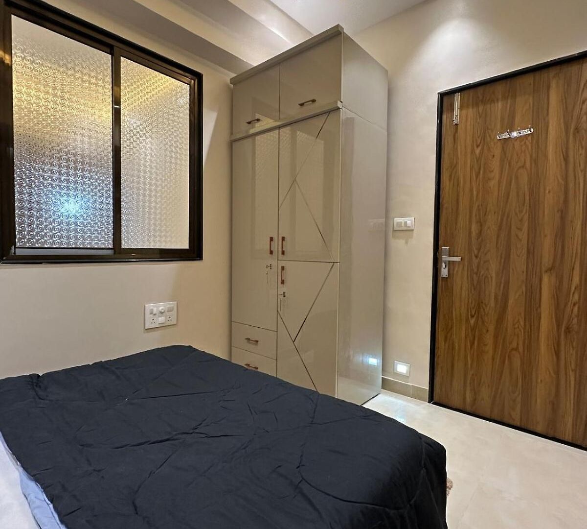 Apartment Izaara - 15 Mins From Lilavati & Nanavati *