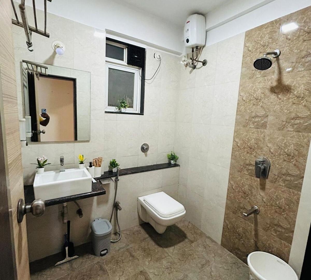 2bhk Flat Near Hiranandini Powai- Star Homes