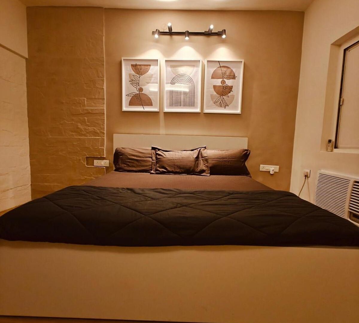 Rahuls Paradise Apartment *