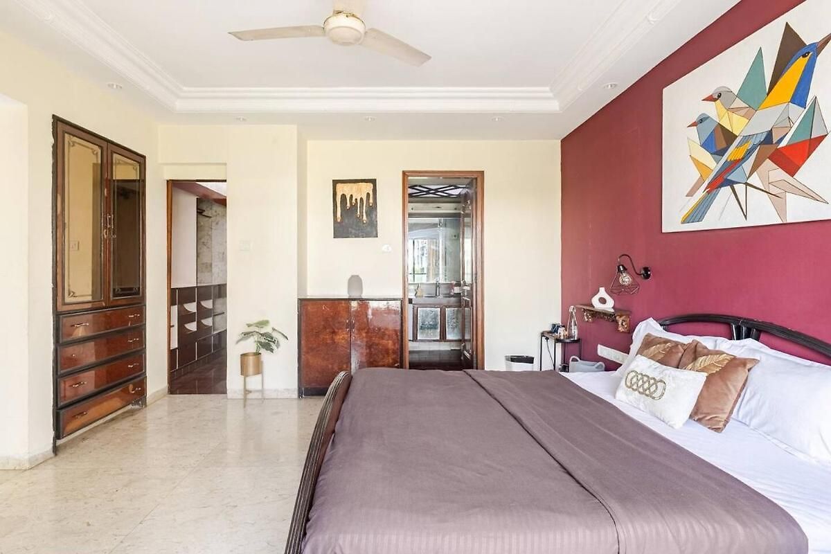 Bachis Nest Luxury 5bhk With Lawn And Terrace Apartment