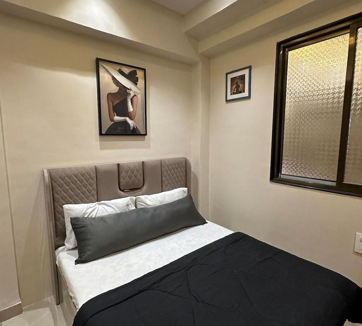 Izaara - 15 Mins From Lilavati & Nanavati Apartment