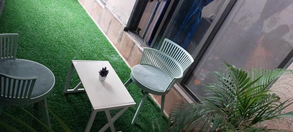 Iss 506 Private With Balcony Andheri West Apartment *