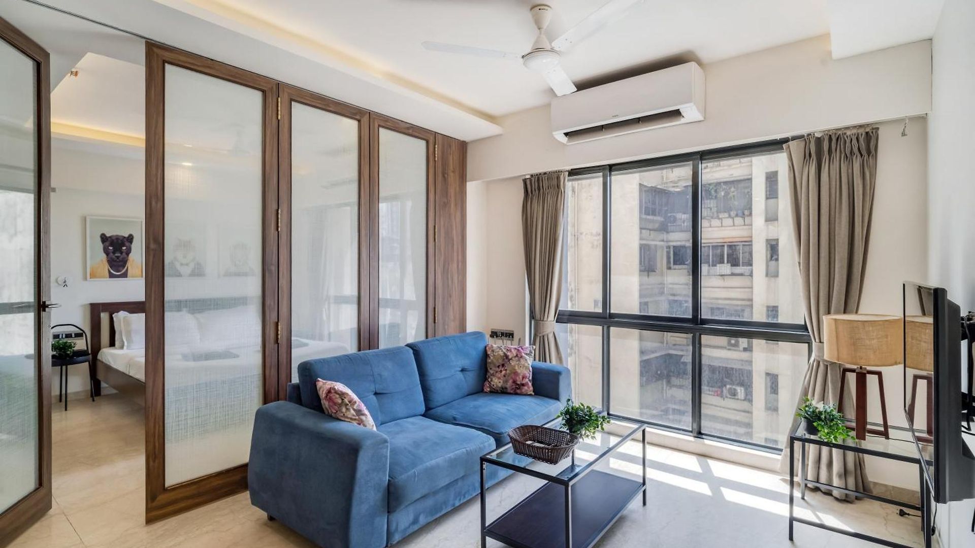 Ov Premium Near Bkc By Square One Mumbai