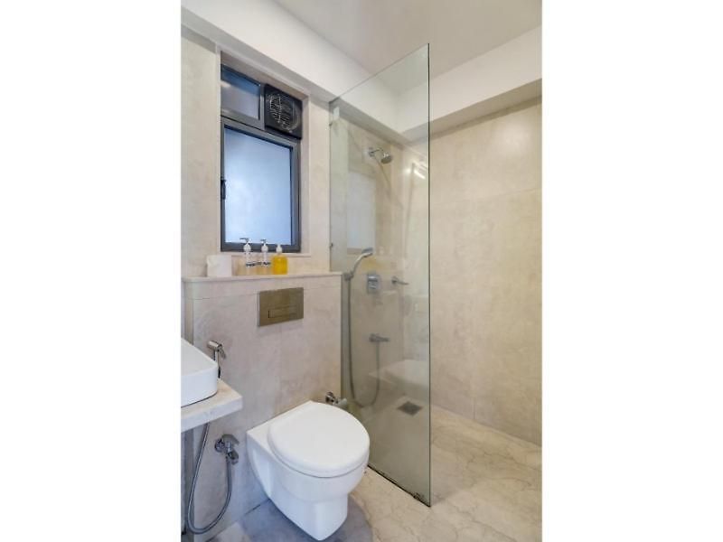 Ov Premium Near Bkc By Square One * Mumbai