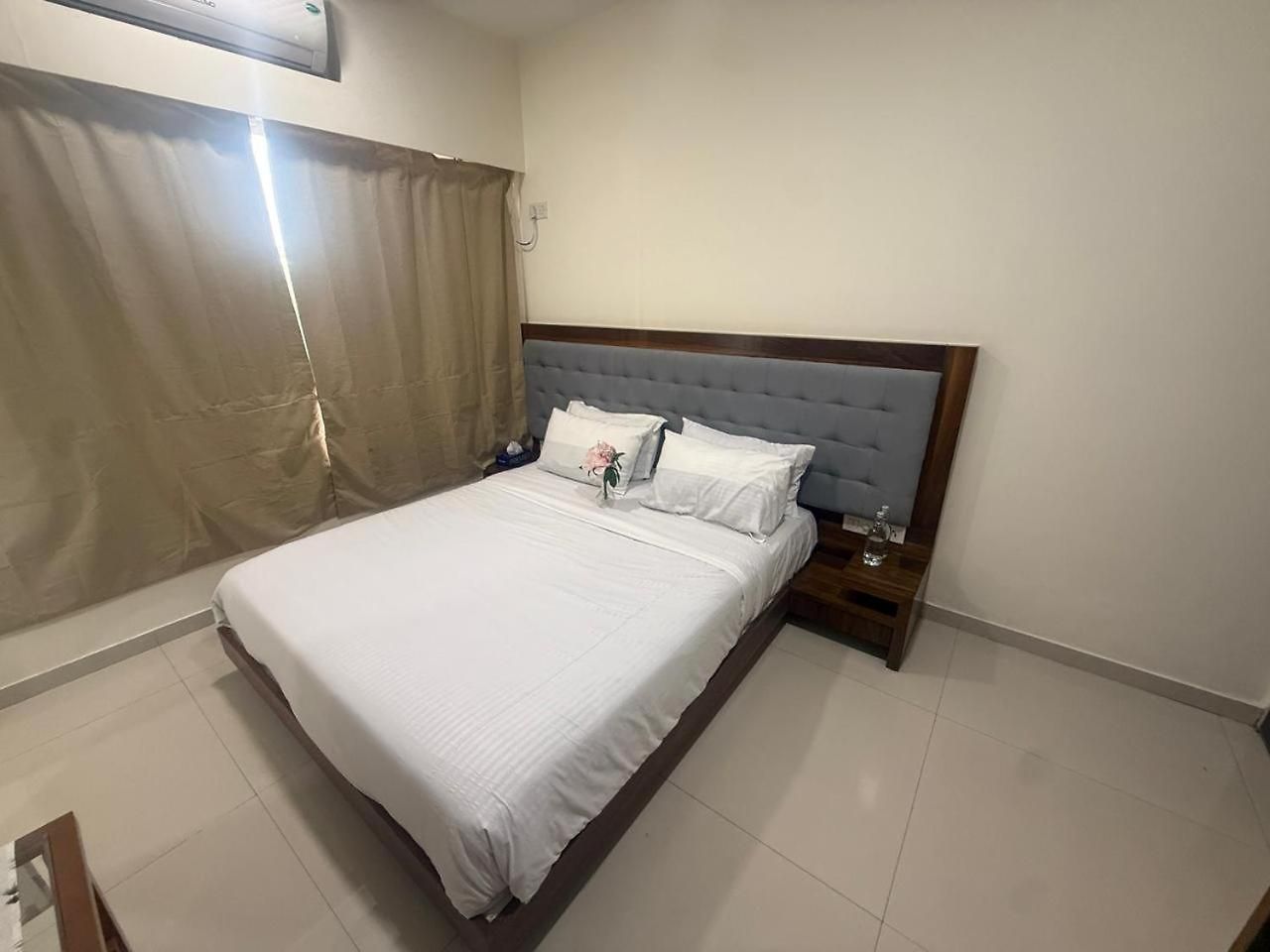 2bhk Beside Hiranandini-star Homes Powai
