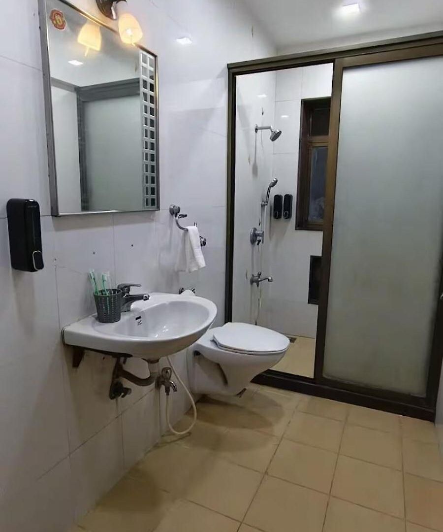 Apartment Bachis Nest Luxury 5bhk With Lawn And Terrace *