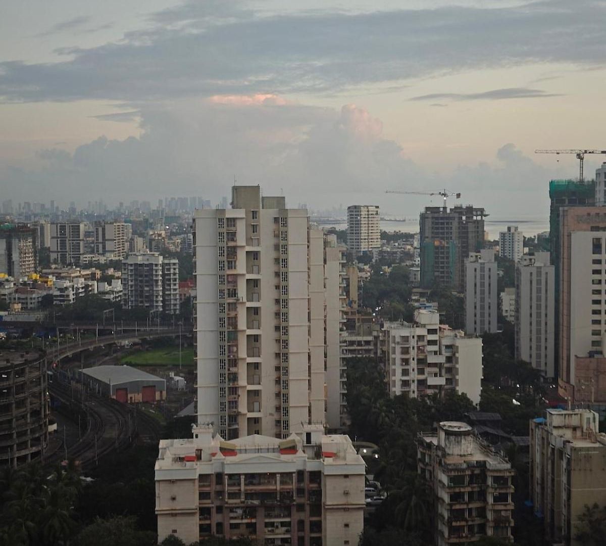 Apartment Ocean Whisper - 2 Mins From Kokilaben Hospital Mumbai