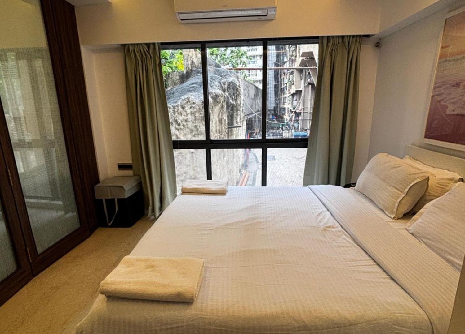 Ov Premium Near Bkc By Square One Apartment