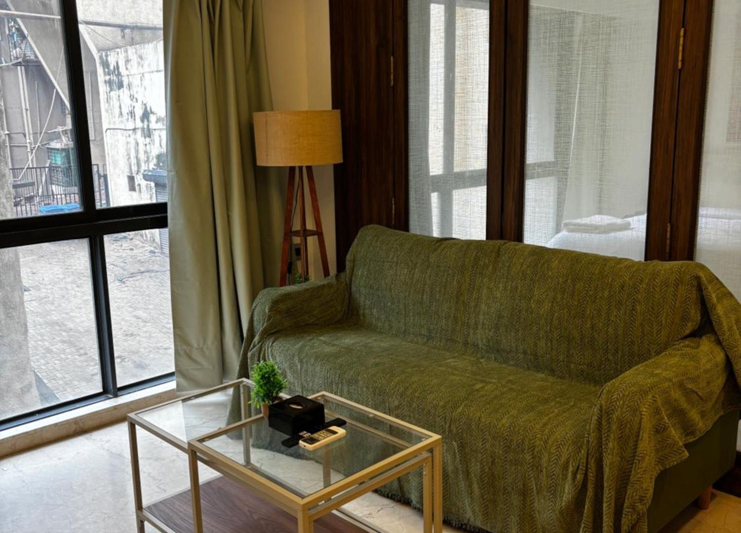 Ov Premium Near Bkc By Square One Mumbai