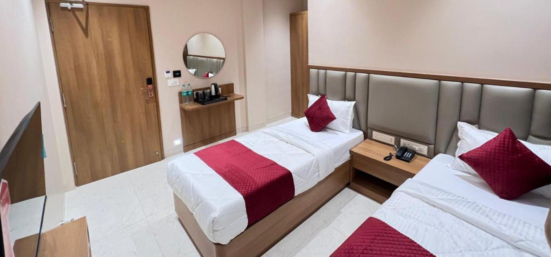 Hotel Shine Hospitality International Airport T2 Mumbai