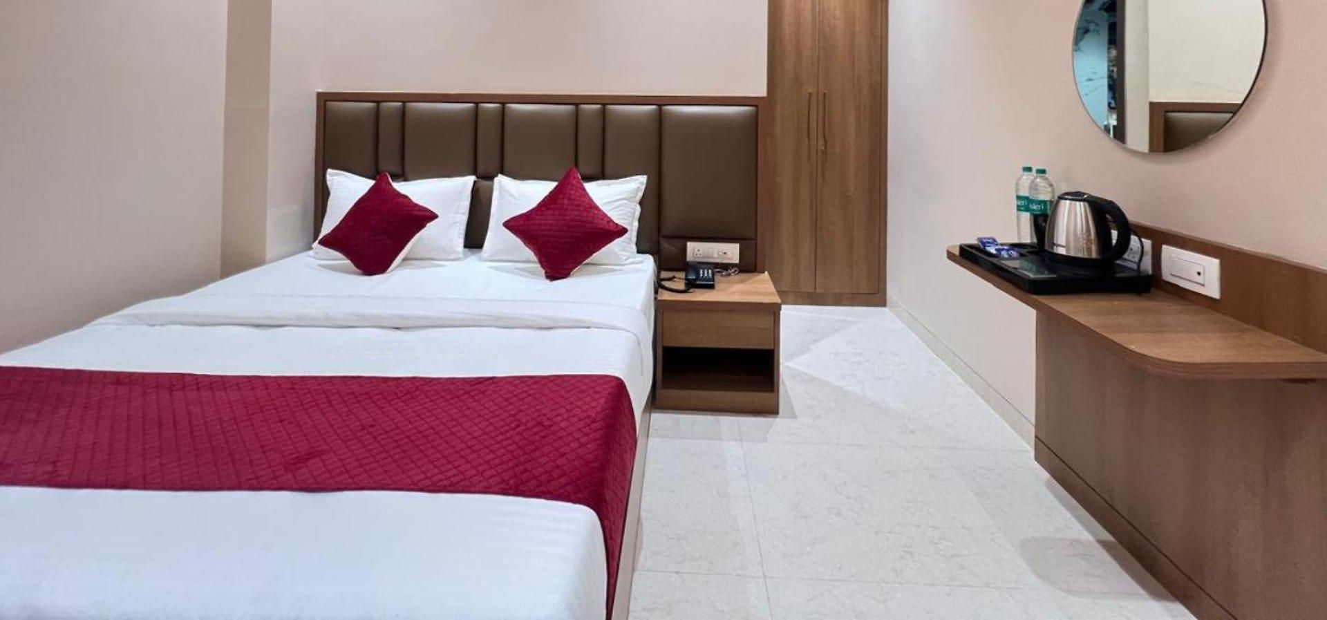 Shine Hospitality International Airport T2 Hotel Mumbai