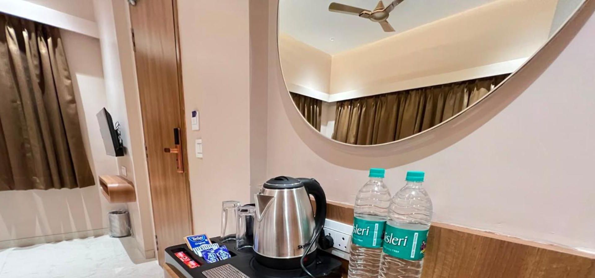 Shine Hospitality International Airport T2 Hotel Mumbai