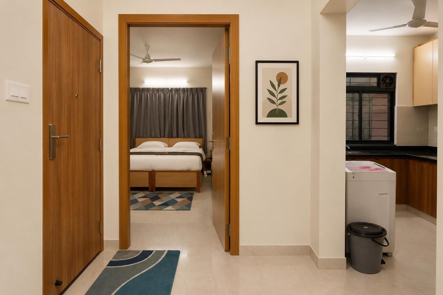Hotel Pinakii Comfort Suites, Prabhadevi