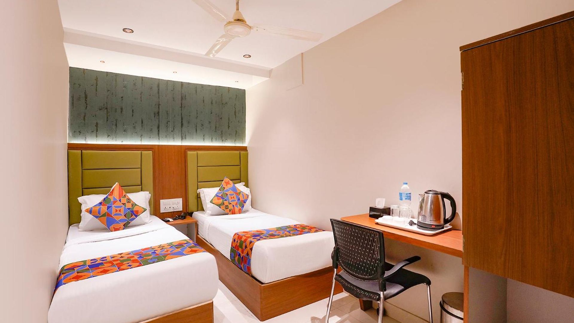 Fabhotel Ruby Grand Mumbai