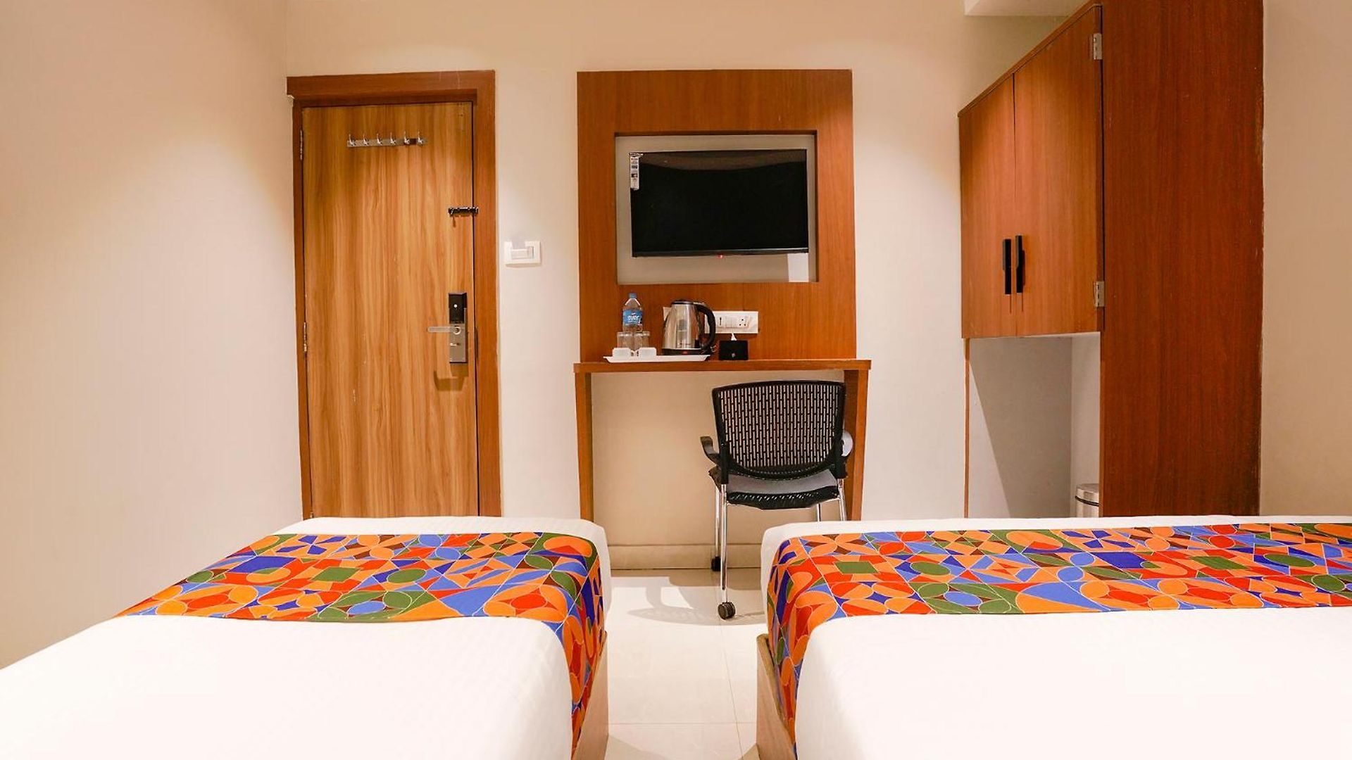 Fabhotel Ruby Grand 3*