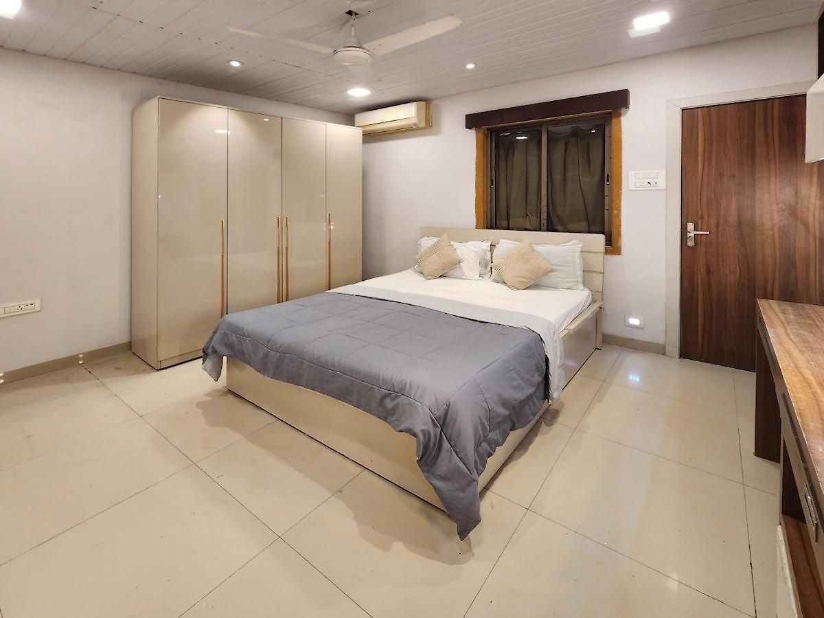 5 Bhk Peacock Perch Luxury Spacez Villa *