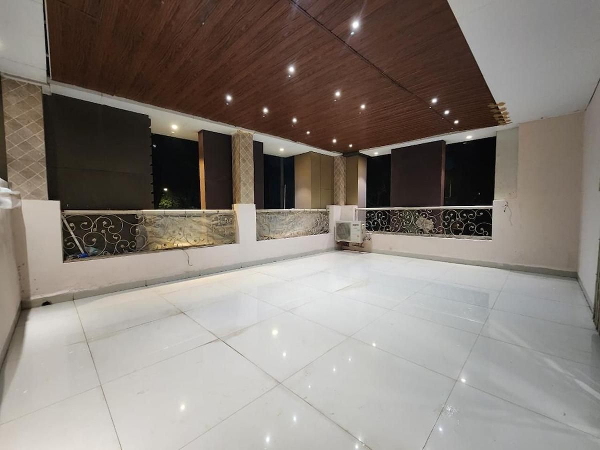 5 Bhk Peacock Perch Luxury Spacez *