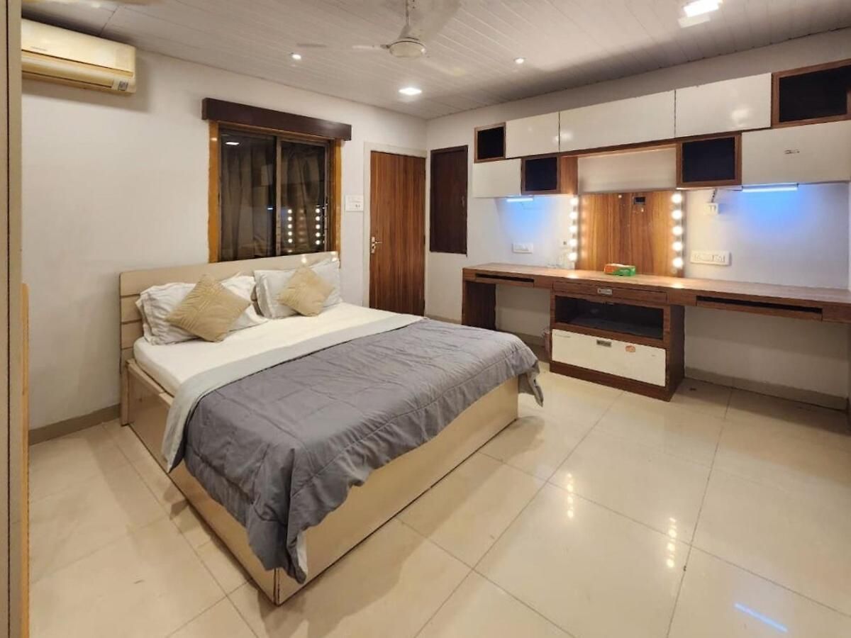5 Bhk Peacock Perch Luxury Spacez Mumbai