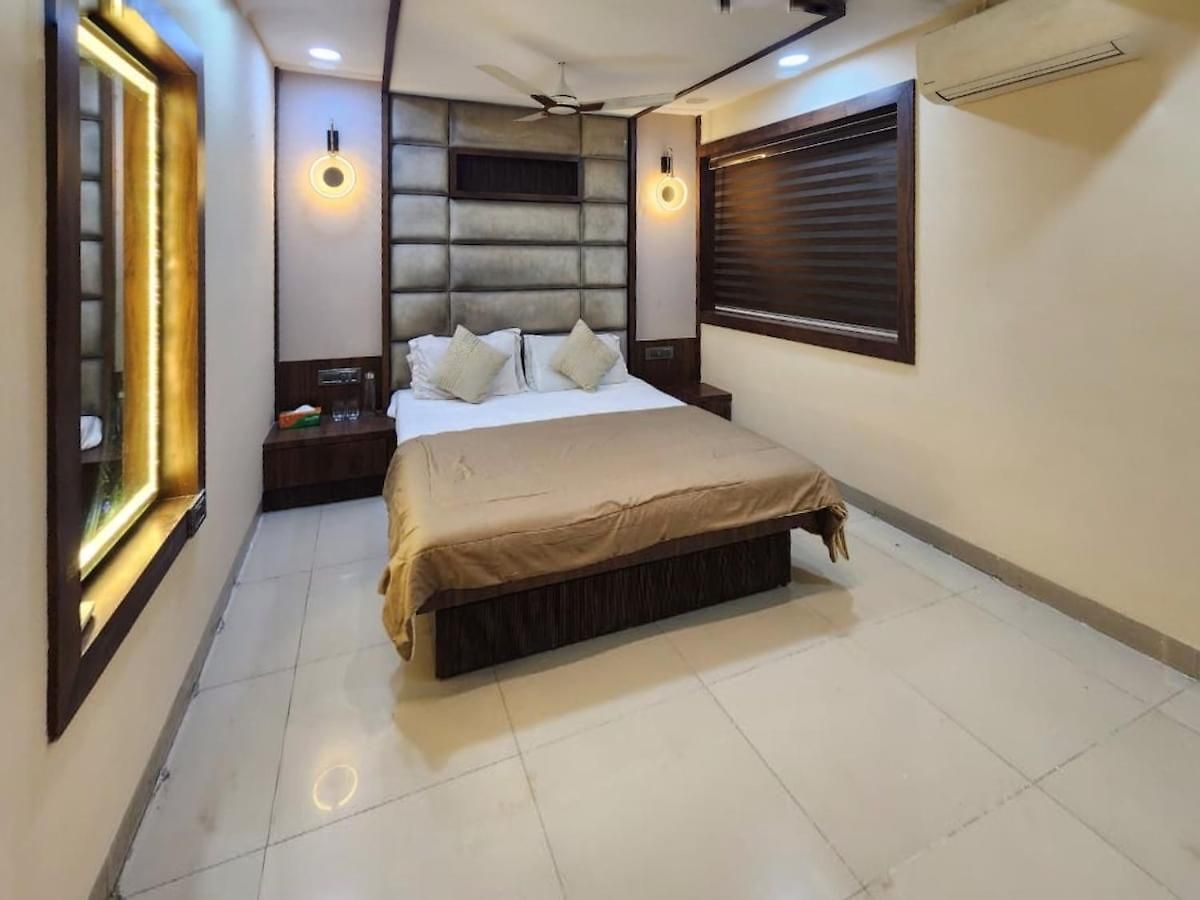 5 Bhk Peacock Perch Luxury Spacez Mumbai