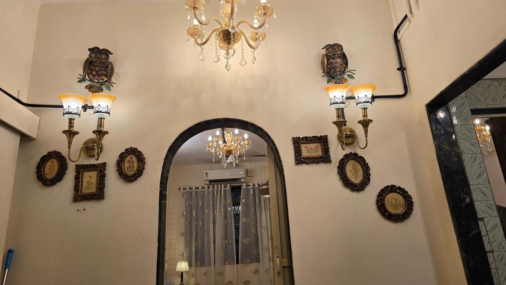 Gopal Mansion 50- 2 Bedroom Apartment Mumbai