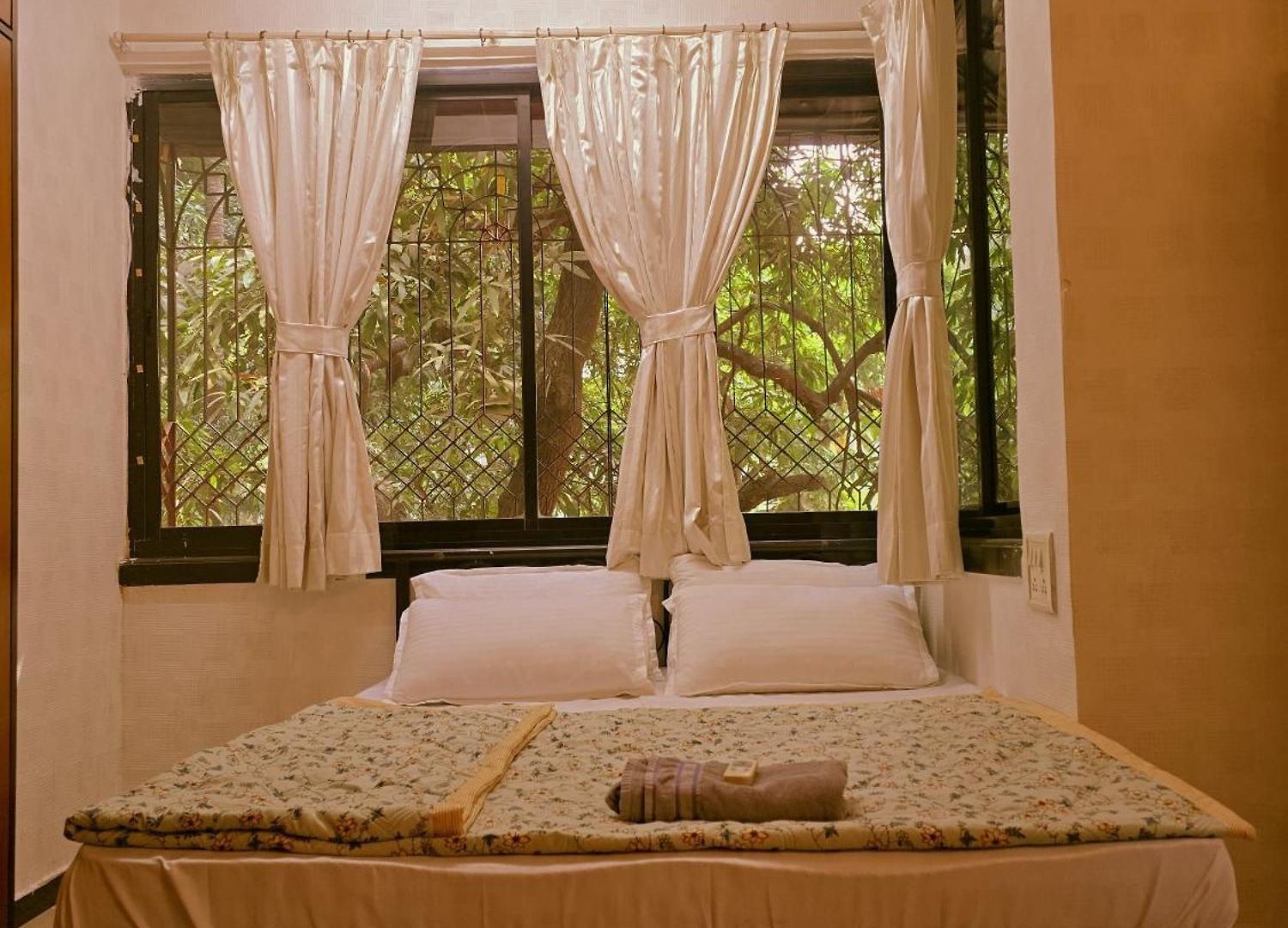 Kaypee Mansion - 3 Bedroom *