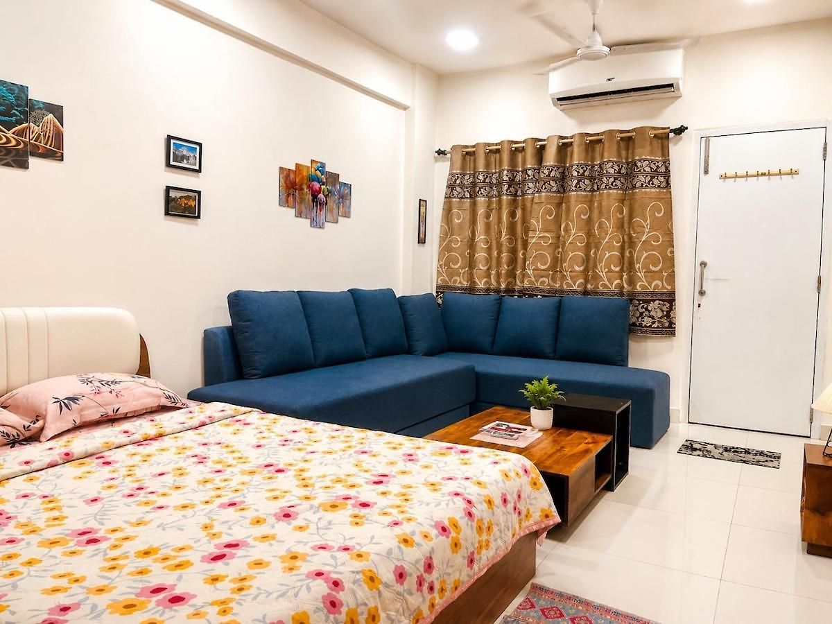 Chic & Spacious Heart Of Bandra W By Trivana Haven Mumbai
