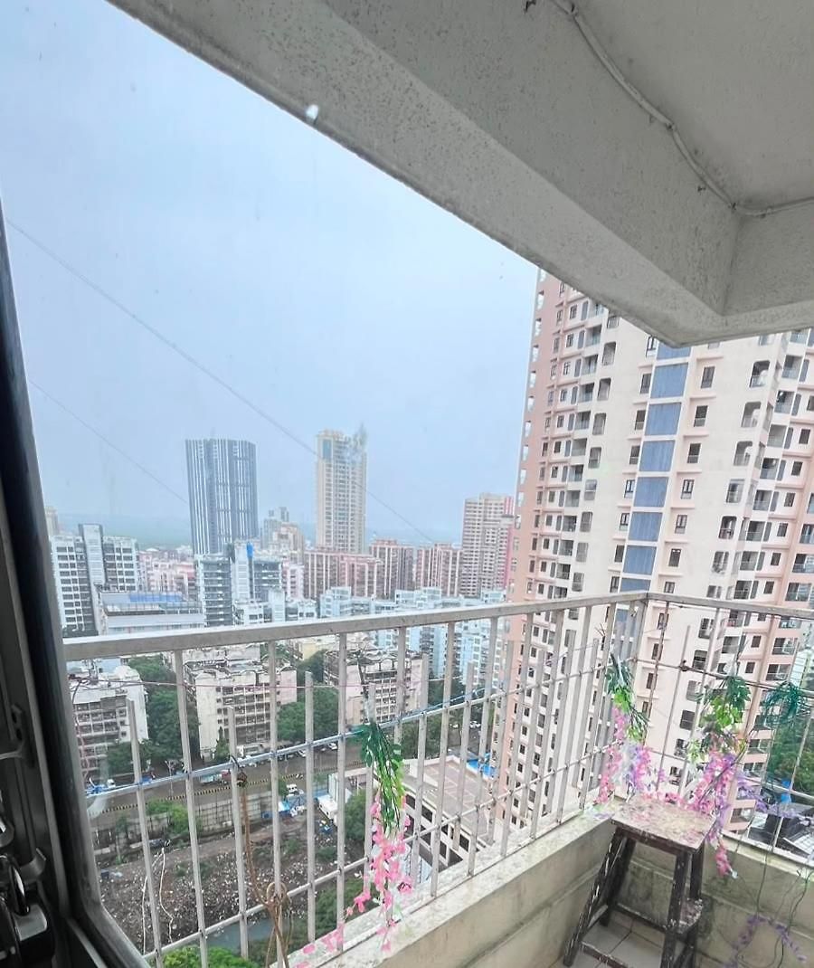 Apartment The Sky Heights Mumbai