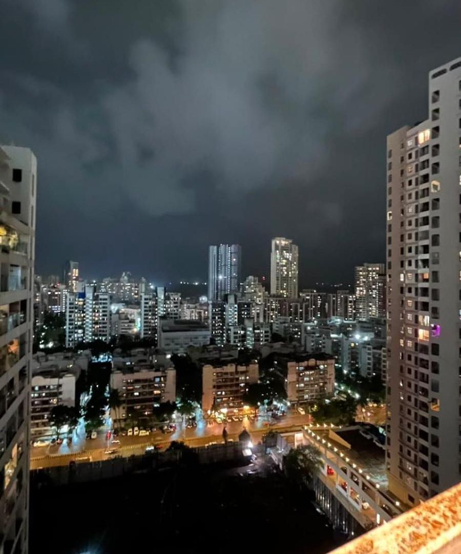 The Sky Heights - Name Says It All! Apartment
