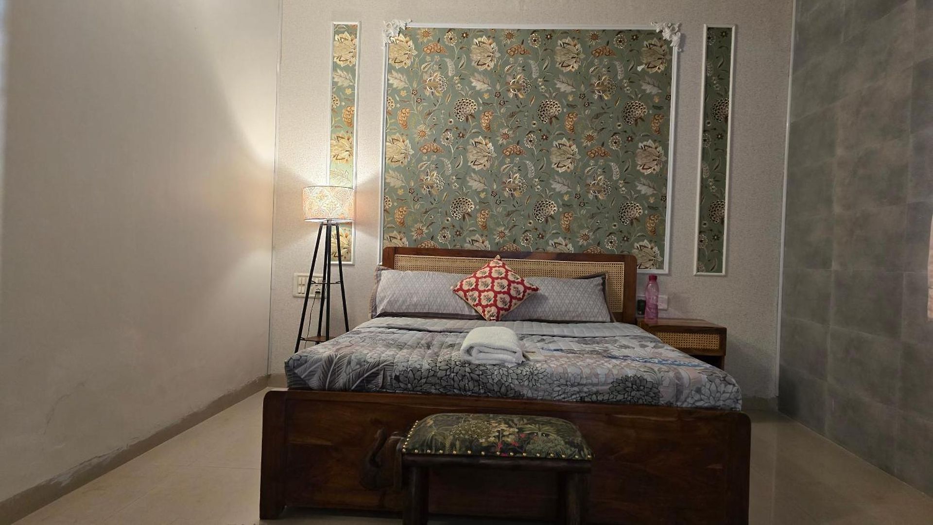 Annapura Floral- 4 Bedroom Mumbai