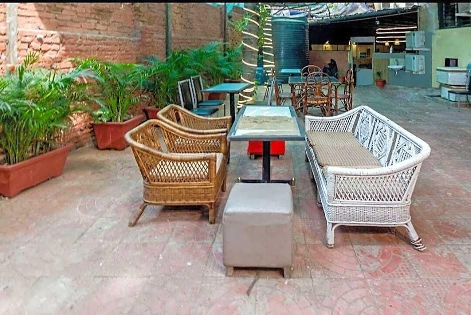 Qubestay Airport Capsule & Capsule hotel Mumbai