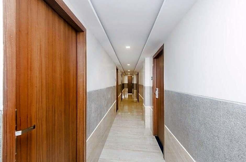 Capsule hotel Qubestay Airport Capsule & 3*