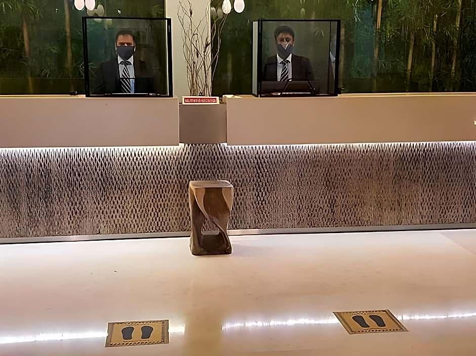 Mirage Hotel, International Airport 4* Mumbai