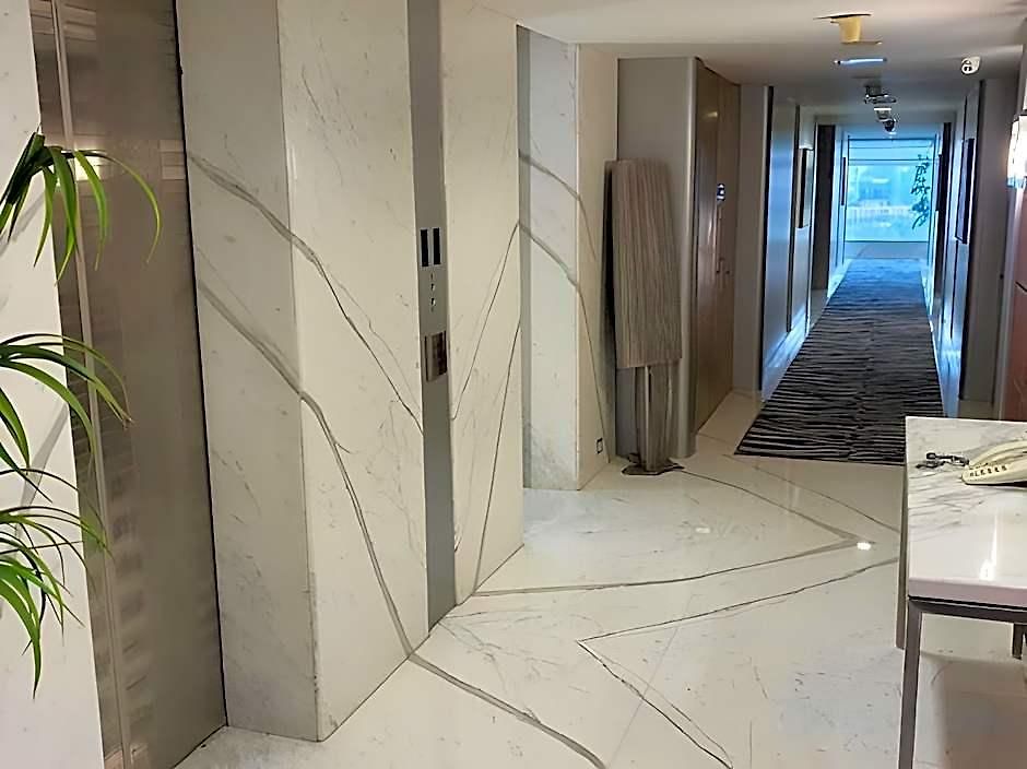 Mirage Hotel, International Airport Hotel Mumbai