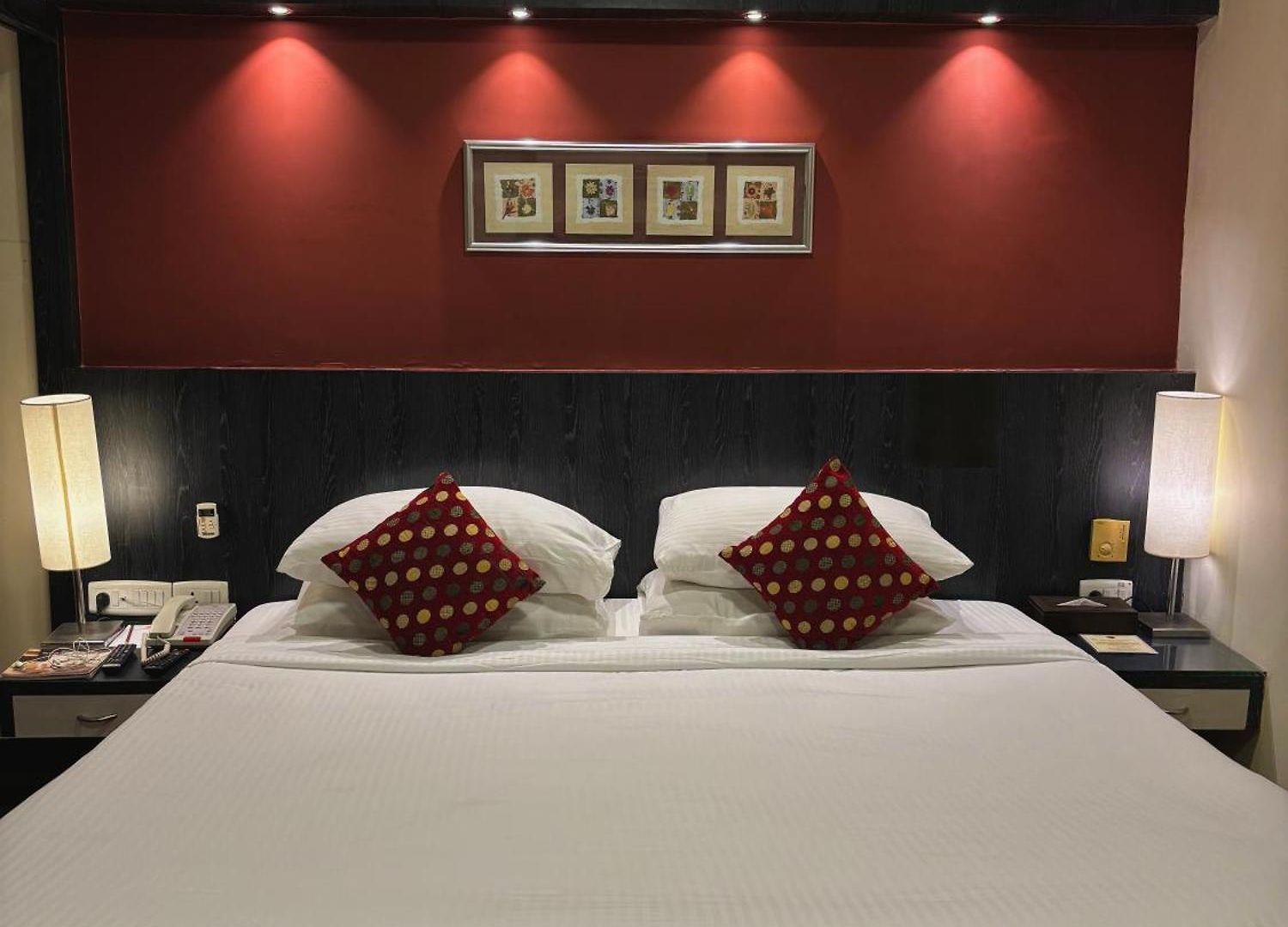 Ramee Guestline Khar 3*
