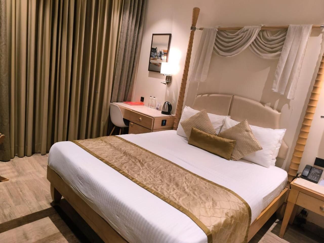 Residency 3* Mumbai