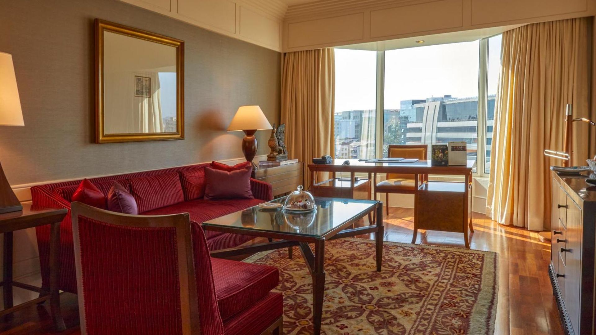 The Leela 5*