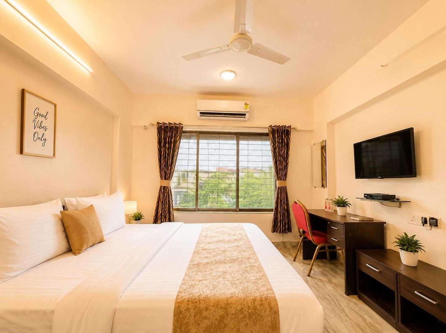 Dragonfly Emerald Apartment Mumbai
