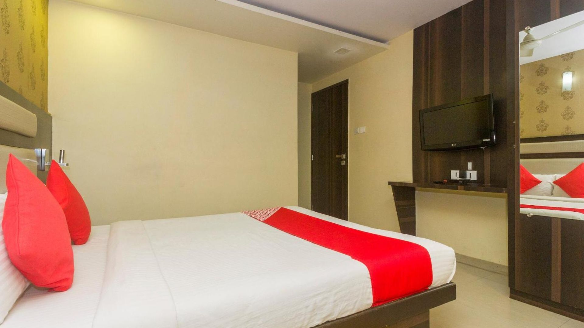 O Royal Grand Near Chhatrapati Shivaji International Airport