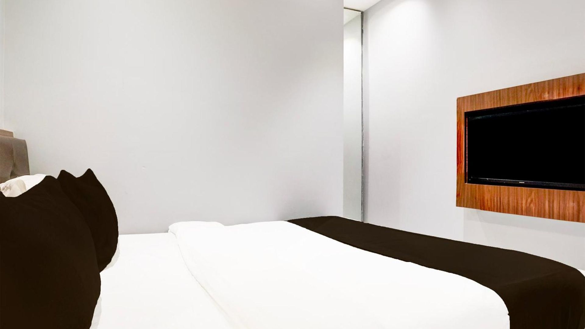 Super Oyo O Powai 4* Mumbai