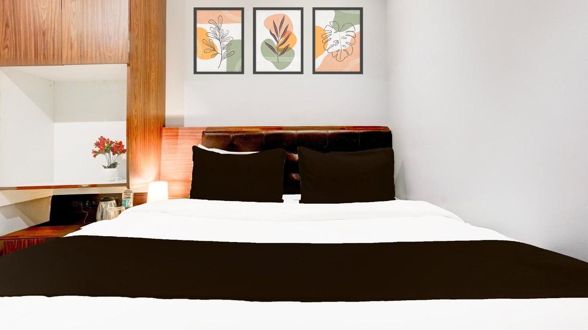 Super Oyo O Powai Hotel 4*