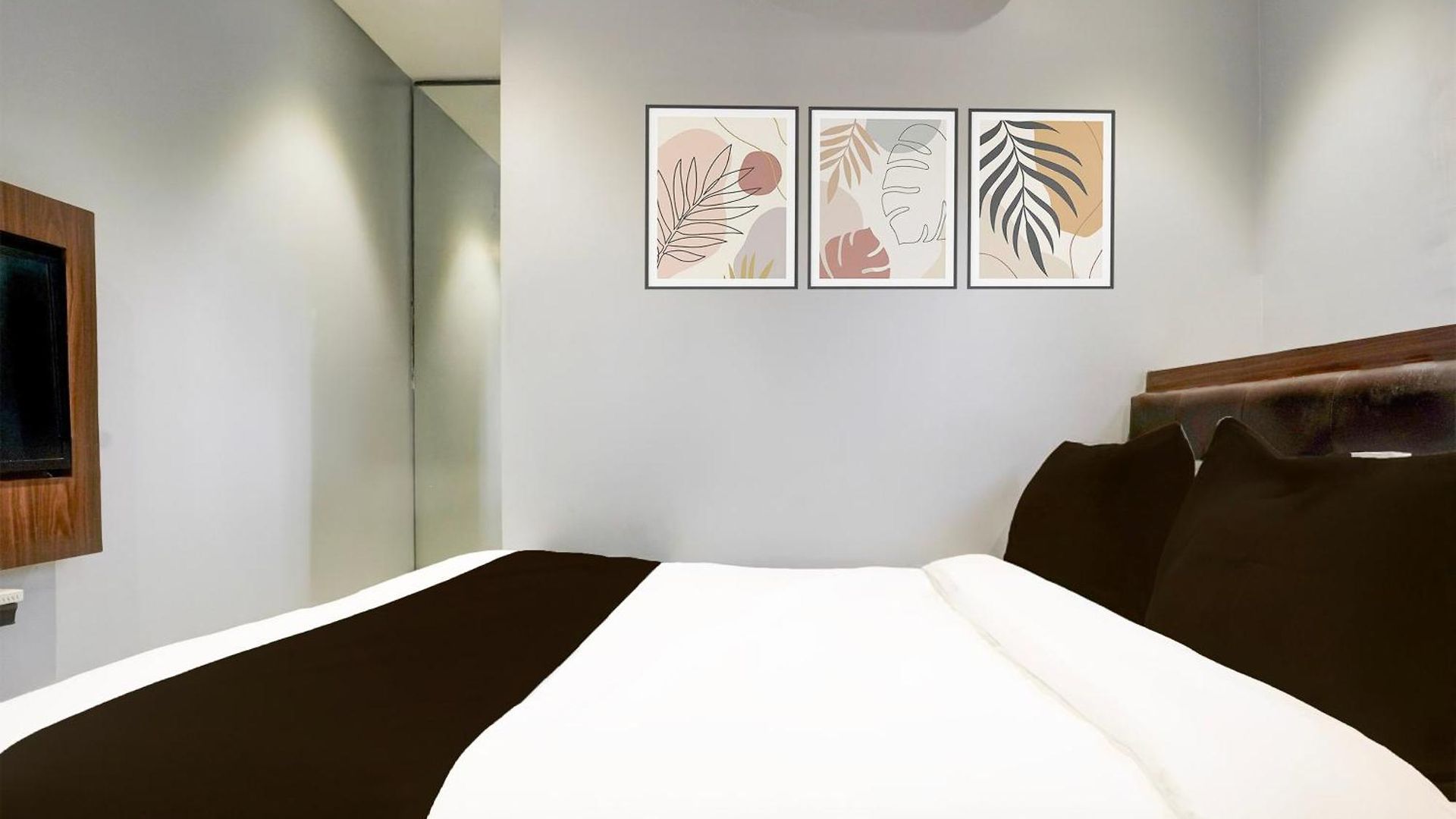 Hotel Super Oyo O Powai 4*