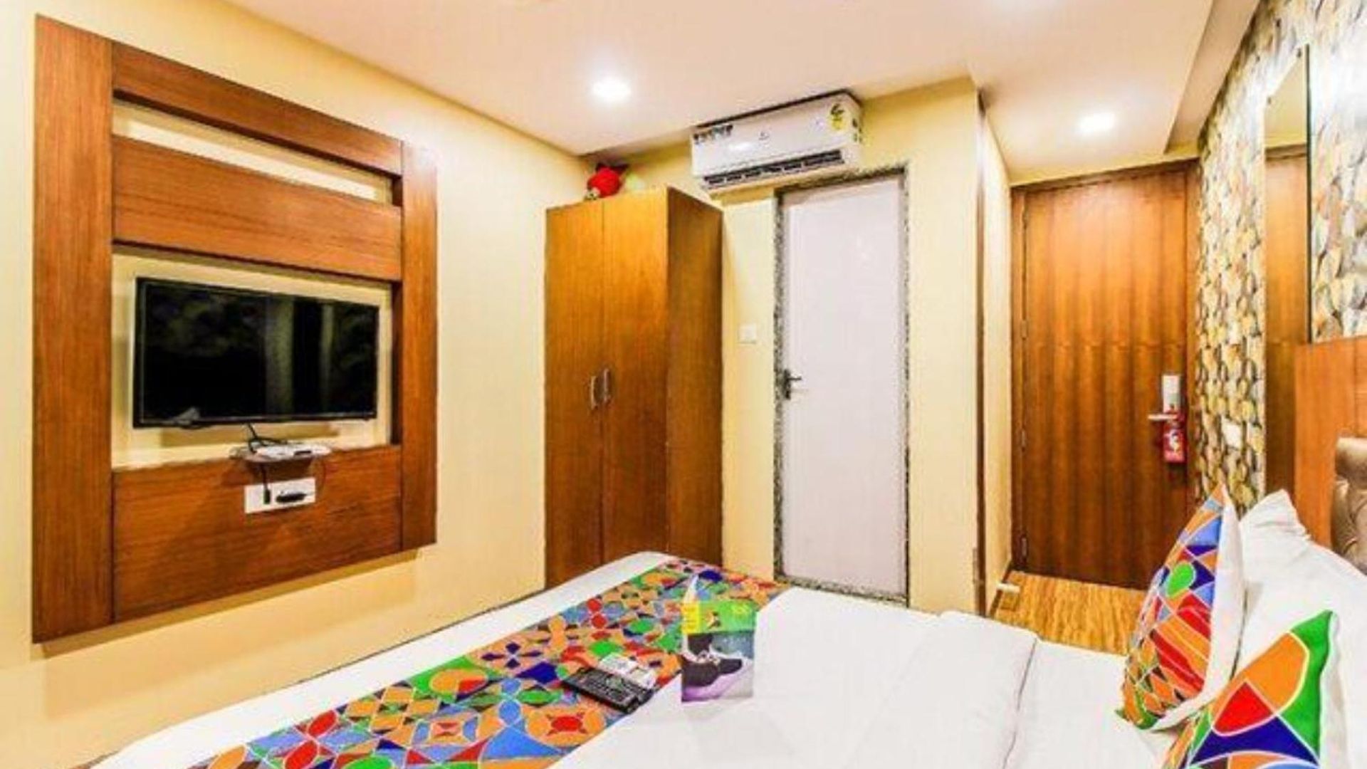 Hotel Via Arton Mumbai