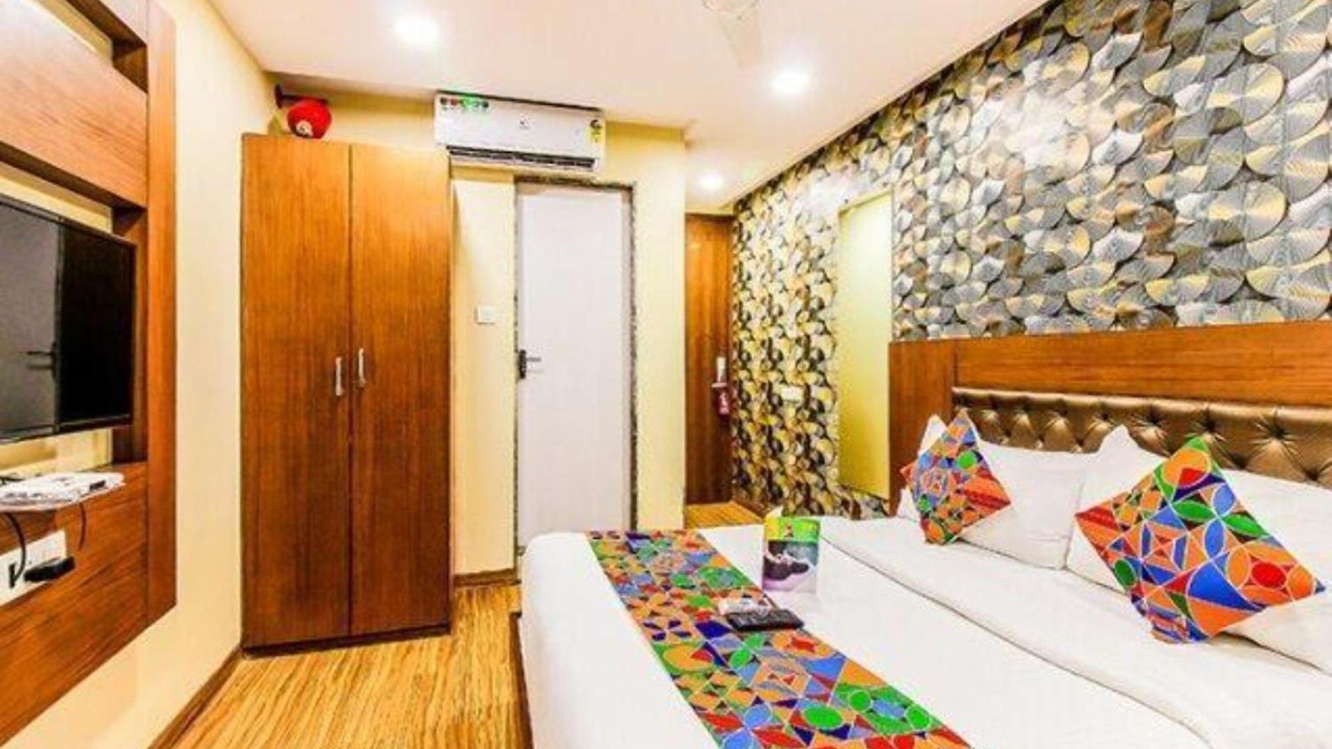 Hotel Via Arton 3*