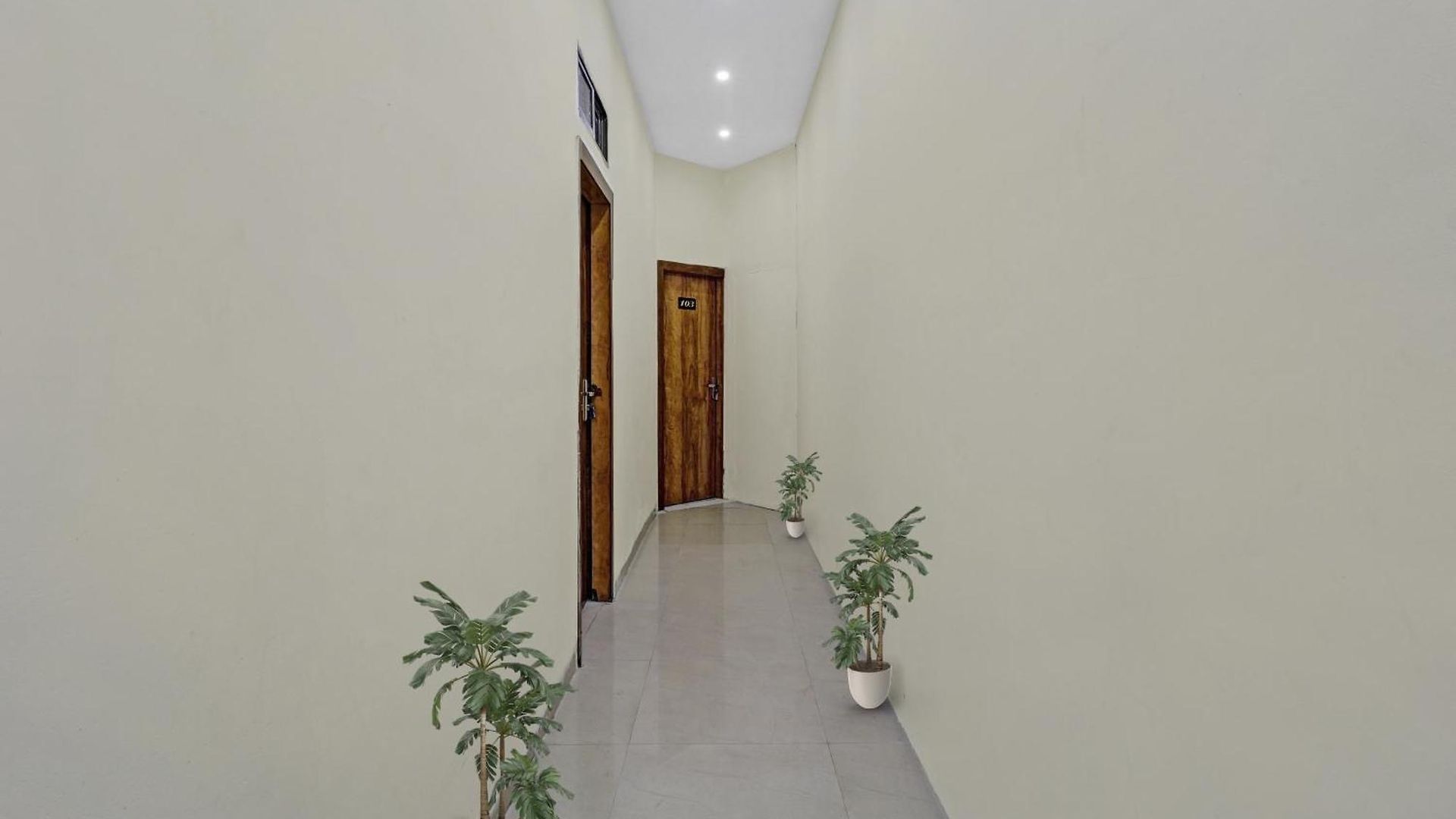 Hotel Hotelo The 4*