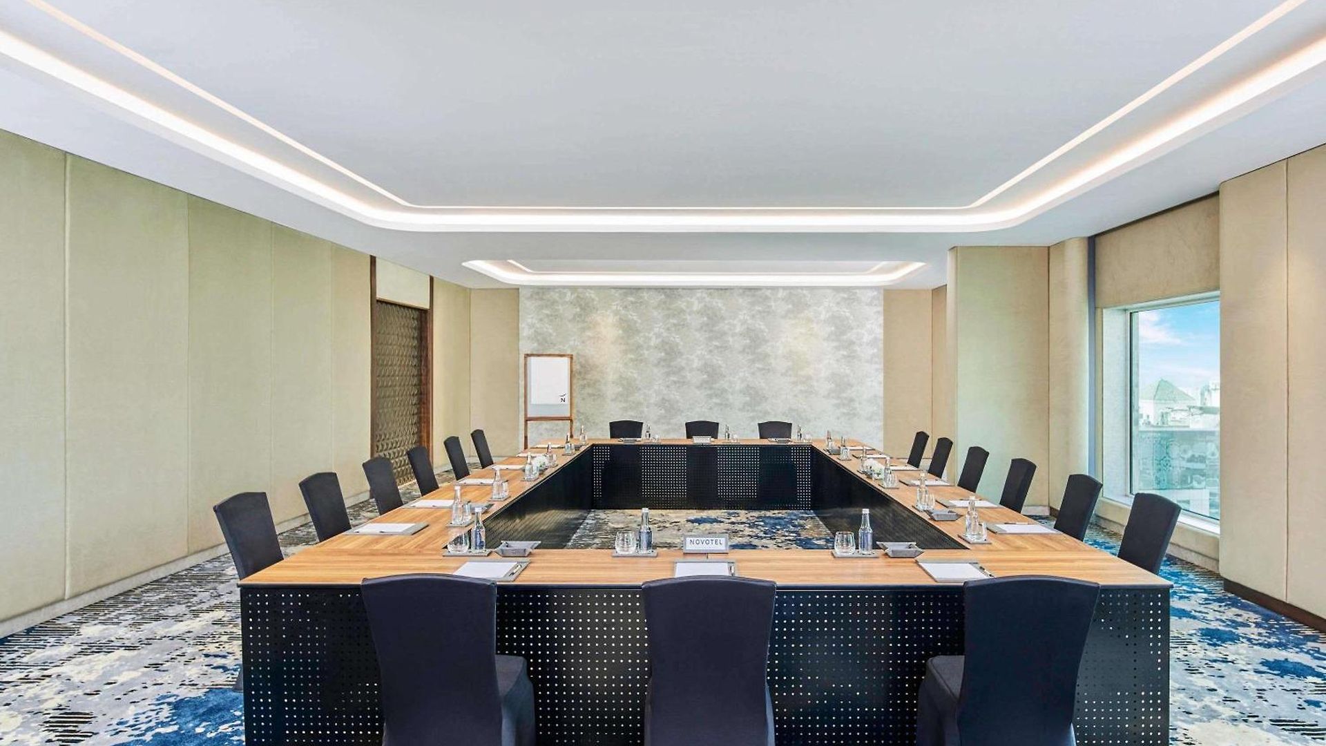 Novotel International Airport 5* Mumbai