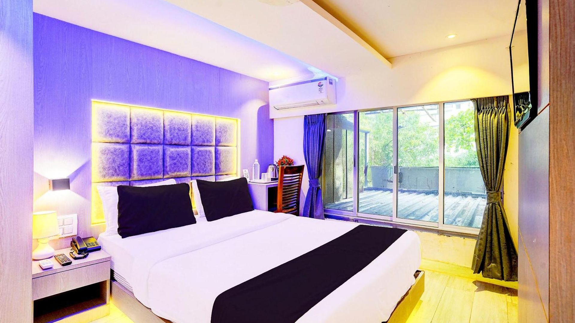 Super O Sakinaka Andheri Kurla Road Hotel 4*