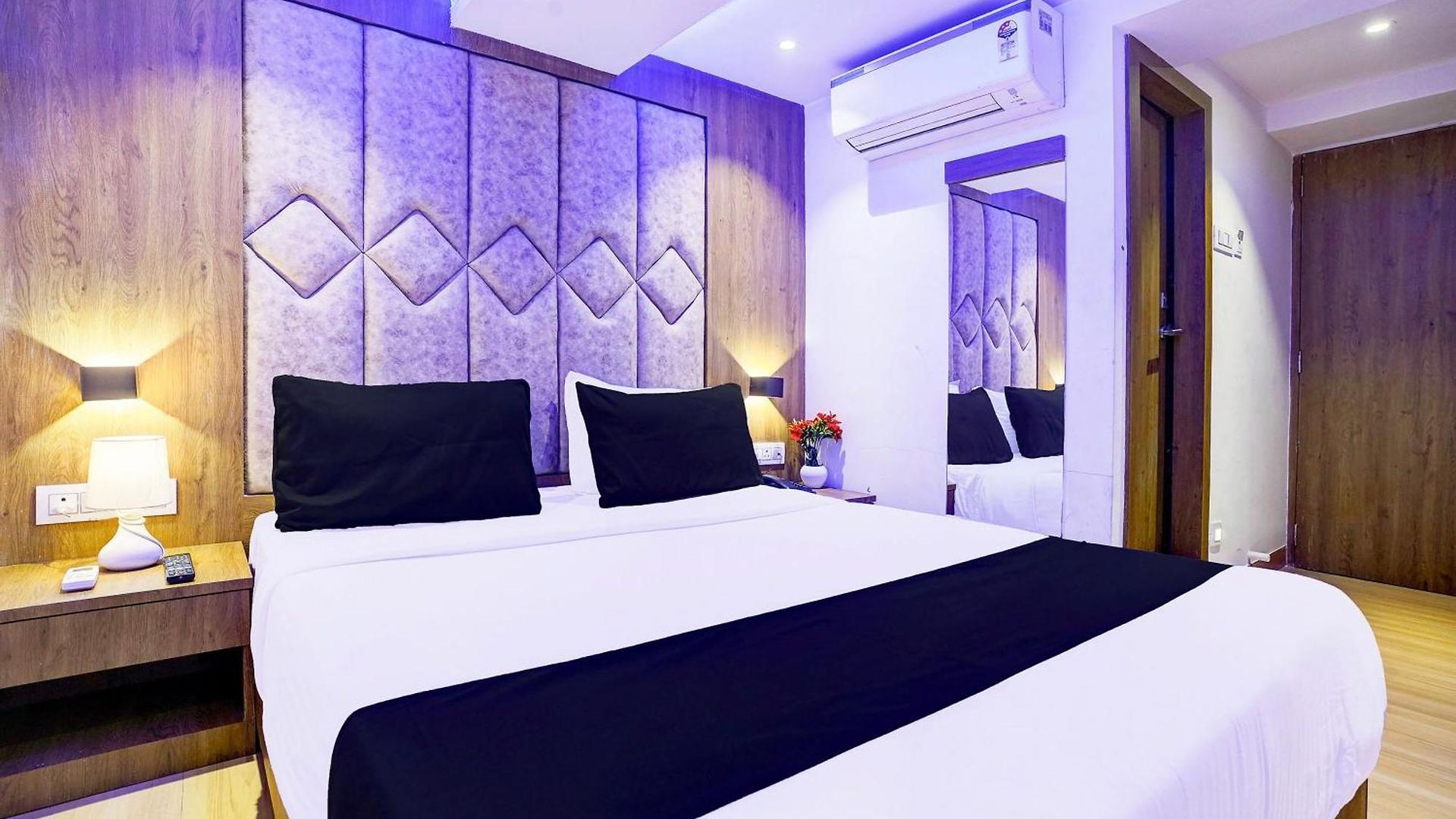 Super O Sakinaka Andheri Kurla Road 4*