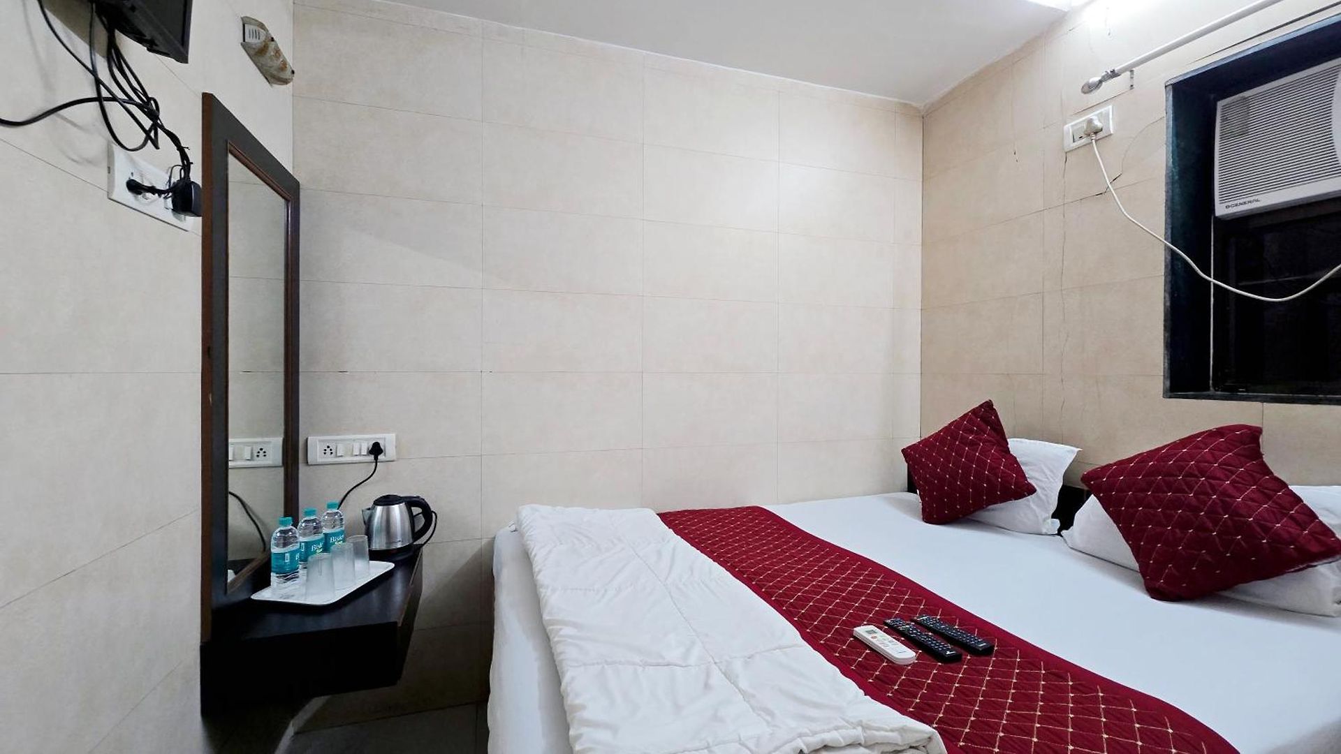 Fabhotel Kamal 2*